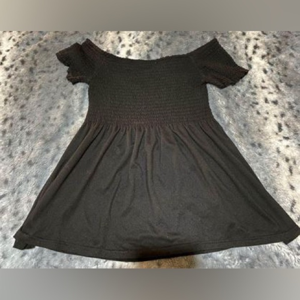 CLOSET CLEAR OUT Large Black Flattering Flowy Like New Lightweight Slimming CUTE - Picture 3 of 4